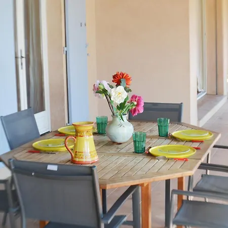 3 A Gigaro Villa *